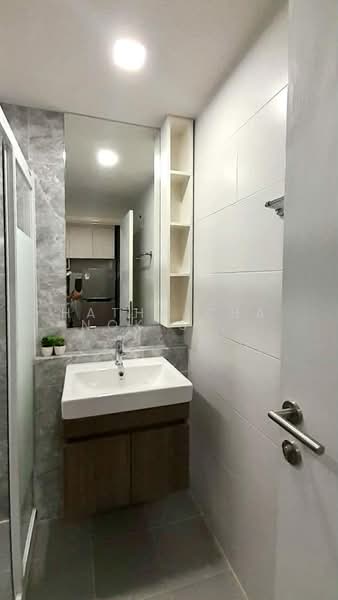 Ivory Ratchada-Ladprao, Bangkok, Soi Ratchadaphisek 32 Ratchadaphisek Road, Chan Kasem, Chatuchak, Bangkok, 1 Bedroom, 29 sqm, Condo For Rent, by Hathaichanok Saenset, 500333075 - DDproperty.com