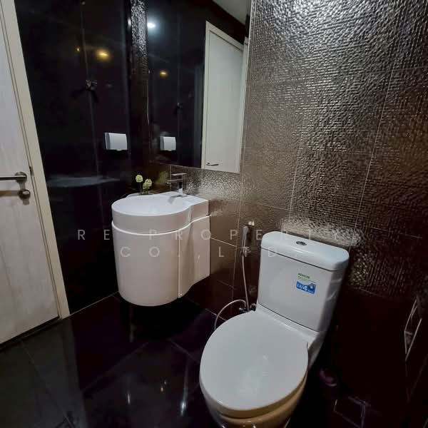 Rhythm Sukhumvit 36-38, Bangkok, 55 Soi Sukhumvit 36, Sukhumvit Road, Phra Kanong, Khlong Toei, Bangkok, 2 Bedrooms, 56 sqm, Condo For Rent, by RE PROPERTY CO.,LTD., 500333110 - DDproperty.com