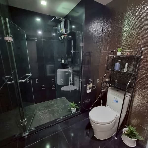 Rhythm Sukhumvit 36-38, Bangkok, 55 Soi Sukhumvit 36, Sukhumvit Road, Phra Kanong, Khlong Toei, Bangkok, 2 Bedrooms, 56 sqm, Condo For Rent, by RE PROPERTY CO.,LTD., 500333110 - DDproperty.com