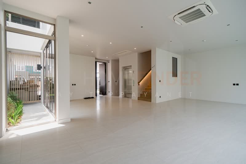 Providence Lane Kaset Nawamin : โพรวิเดนซ์ เลน เกษตร นวมินทร์, กรุงเทพ, Lat Plakhao 89 Alley, อนุสาวรีย์, บางเขน, กรุงเทพ, 562 ตร.ม., บ้านเดี่ยว ขาย, โดย Kay Tippayanet, 500333140 - DDproperty.com