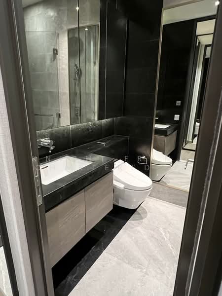 28 Chidlom, Bangkok, 28 Chit Lom Alley, Lumphini, Pathum Wan, Bangkok, 2 Bedrooms, 74 sqm, Condo For Rent, by Knight Frank Chartered (Thailand) Co.,Ltd, 500333144 - DDproperty.com