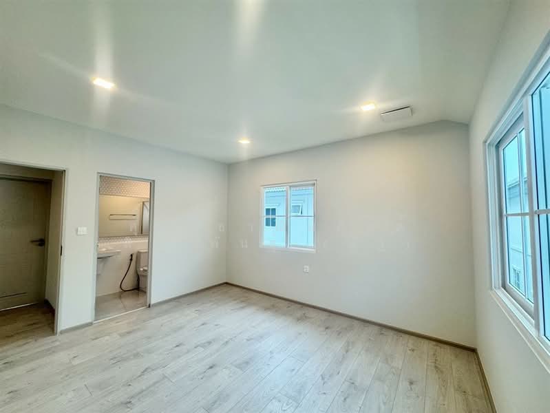Chaiyapruek Phetkasem 69, Bangkok, 195 Liab Klong Phasi Charoen Tai Road, Nong Kham, Nong Khaem, Bangkok, 4 Bedrooms, 400 sqm, Single Detached House For Sale, by คุณ ชาณินภัสส์ สิชาพันธุ์ (ปัฐ), 500333151 - DDproperty.com