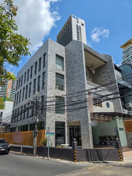 For Takeover: Hotel in Phrom Phong Newly-renovated Very Good Reviewed, กรุงเทพ, คลองตันเหนือ, วัฒนา, กรุงเทพ, 480 ตร.ม., พื้นที่ขายของ ขาย, โดย Chutinun Mungmai, 500333155 - DDproperty.com