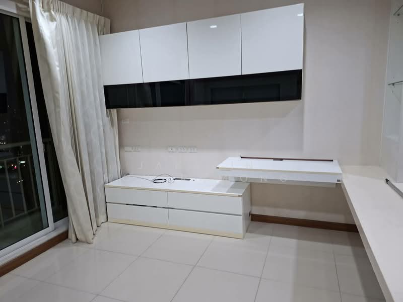 Ivy Residences Pinklao : ไอวี่ เรสซิเดนส์ ปิ่นเกล้า, กรุงเทพ, บรมราชชนนี, บางยี่ขัน, บางพลัด, กรุงเทพ, 40 ตร.ม., คอนโด ให้เช่า, โดย Jakarin Houpramong, 500333156 - DDproperty.com