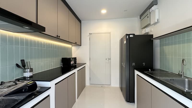 Centro Bangna : เซนโทร บางนา, สมุทรปราการ, 111 ซอย3, บางแก้ว, บางพลี, สมุทรปราการ, 280 ตร.ม., บ้านเดี่ยว ให้เช่า, โดย การุณ ชมภูบุตร, 500333159 - DDproperty.com