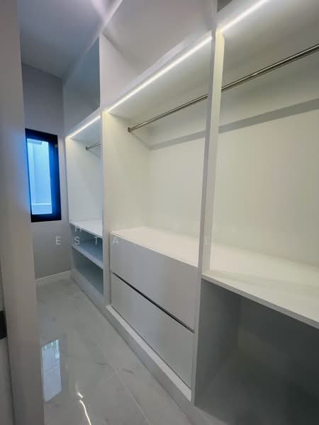 Nibbana Shade, Chon Buri (Pattaya), No. 95/274 Village No. 13, Phatthanakan Road, Nong Pru, Bang Lamung (Pattaya), Chon Buri (Pattaya), 3 Bedrooms, 190 sqm, Single Detached House For Sale, by HOME Real Estate Service, 500333179 - DDproperty.com