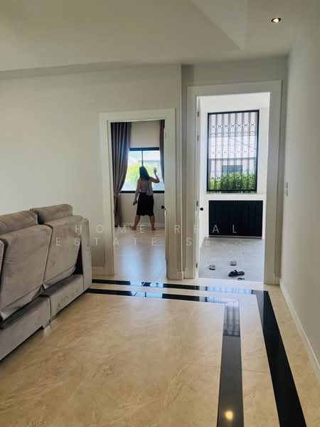 Nibbana Shade, Chon Buri (Pattaya), No. 95/274 Village No. 13, Phatthanakan Road, Nong Pru, Bang Lamung (Pattaya), Chon Buri (Pattaya), 3 Bedrooms, 190 sqm, Single Detached House For Sale, by HOME Real Estate Service, 500333179 - DDproperty.com