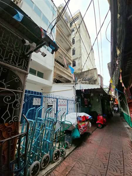 อาคารพาณิชย์ 5 ชั้น 13.4 ตร.ว. ใกล้โรงเรียนเผยอิง, ตลาดสำเพ็ง ซอยวานิช1 ตรอกชัยภูมิ, Bangkok, ถนนทรงวาด, Chakkrawat, Samphanthawong, Bangkok, , 150 sqm, Shophouse For Sale, by คุณ เพ็ชรจุตพร เพ่งรุ่งเรืองวงษ์ (เพ็ชร), 500333210 - DDproperty.com