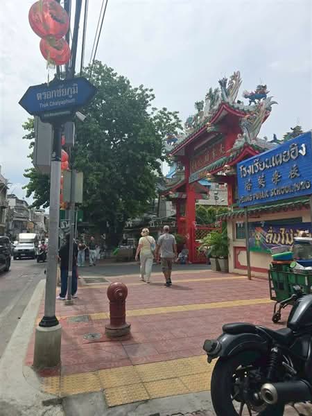 อาคารพาณิชย์ 5 ชั้น 13.4 ตร.ว. ใกล้โรงเรียนเผยอิง, ตลาดสำเพ็ง ซอยวานิช1 ตรอกชัยภูมิ, Bangkok, ถนนทรงวาด, Chakkrawat, Samphanthawong, Bangkok, , 150 sqm, Shophouse For Sale, by คุณ เพ็ชรจุตพร เพ่งรุ่งเรืองวงษ์ (เพ็ชร), 500333210 - DDproperty.com
