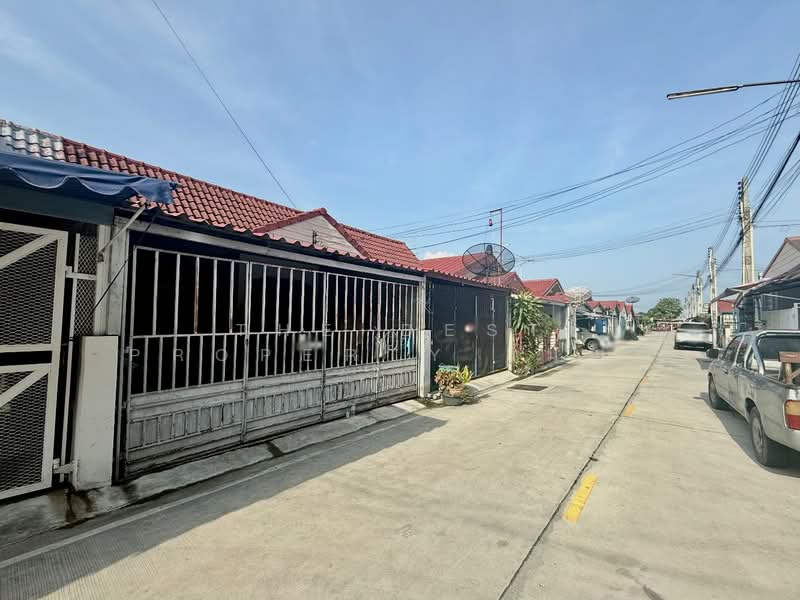 ทาวน์เฮ้าส์ห้วยกะปิ ชลบุรี, Chon Buri (Pattaya), Huai Kapi, Muang Chon Buri, Chon Buri (Pattaya), 2 Bedrooms, 100 sqm, Townhouse For Sale, by The Best Property เมญ่า, 500333266 - DDproperty.com