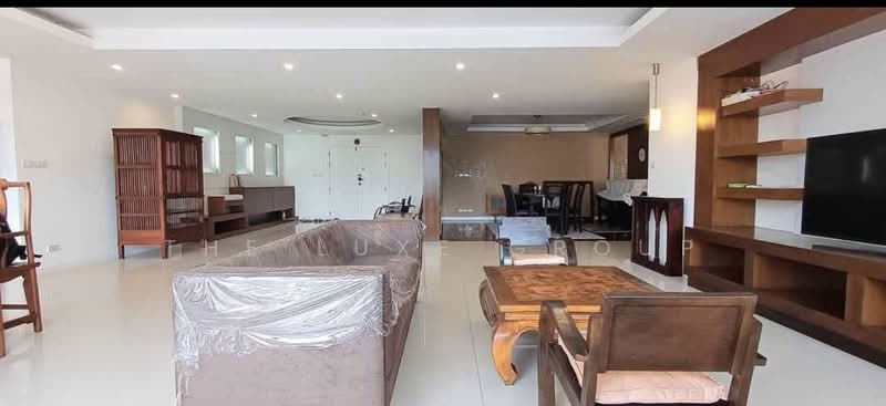 Phatssana Gardens, Bangkok, 19 Soi Ekkamai 6, Sukhumvit 63 Road, Phra Kanong Nua, Watthana, Bangkok, 3 Bedrooms, 350 sqm, Condo For Rent, by The Luxe Group, 500333323 - DDproperty.com