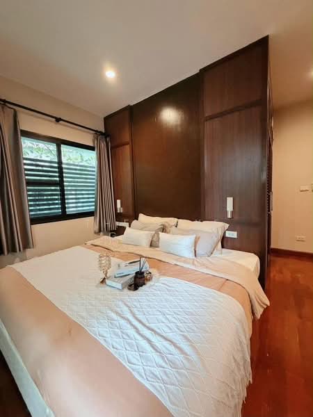 House on Sukhumvit 24, Bangkok, Khlongtoei Nua, Watthana, Bangkok, 3 Bedrooms, 229 sqm, Single Detached House For Rent, by The Luxe Group, 500333346 - DDproperty.com