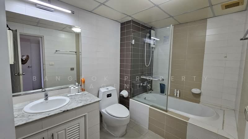 Fragrant 71, Bangkok, 19 Pridi Banomyong 14 Alley, Phra Kanong Nua, Watthana, Bangkok, 2 Bedrooms, 115 sqm, Condo For Rent, by BANGKOK PROPERTY AGENTS, 500333373 - DDproperty.com