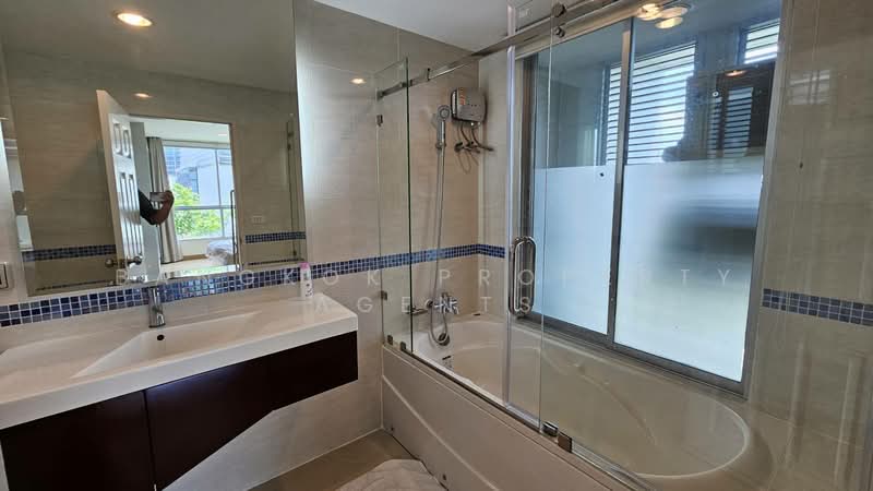 Life @ Sukhumvit 67, Bangkok, Soi Sukhumvit 67 Sukhumvit Road, Phra Kanong Nua, Watthana, Bangkok, 2 Bedrooms, 86 sqm, Condo For Rent, by BANGKOK PROPERTY AGENTS, 500333403 - DDproperty.com