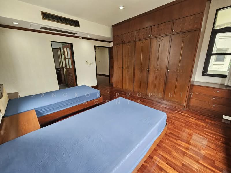 Nida Mansion, Bangkok, 37 Soi Sukhumvit 39, Khlong Tan Nua, Watthana, Bangkok, 3 Bedrooms, 270 sqm, Condo For Rent, by BANGKOK PROPERTY AGENTS, 500333440 - DDproperty.com