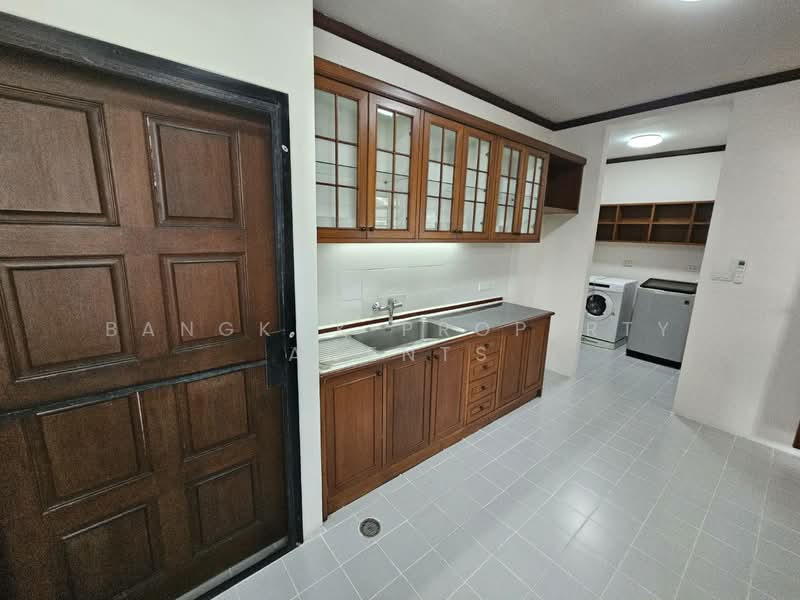 Nida Mansion, Bangkok, 37 Soi Sukhumvit 39, Khlong Tan Nua, Watthana, Bangkok, 3 Bedrooms, 270 sqm, Condo For Rent, by BANGKOK PROPERTY AGENTS, 500333440 - DDproperty.com