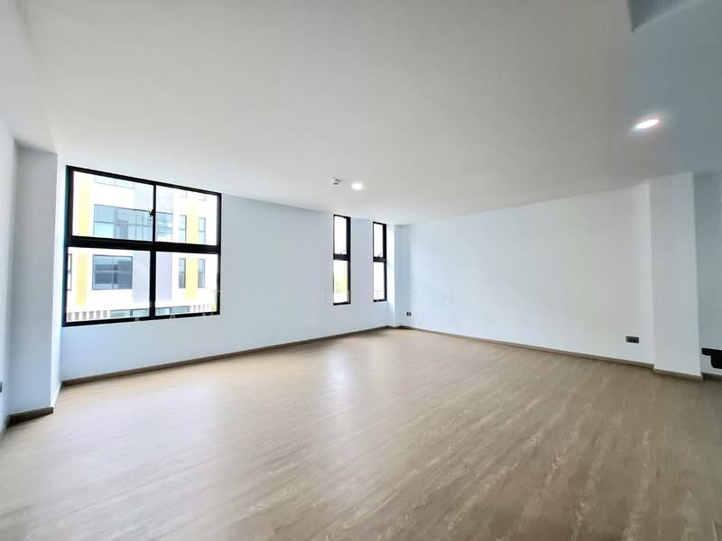 Nirvana @ Work Krungthep Kreetha, Bangkok, Thap Chang, Saphan Sung, Bangkok, , 281 sqm, Office Space For Rent, by Thanitcha Kangkasuwanno, 500333442 - DDproperty.com