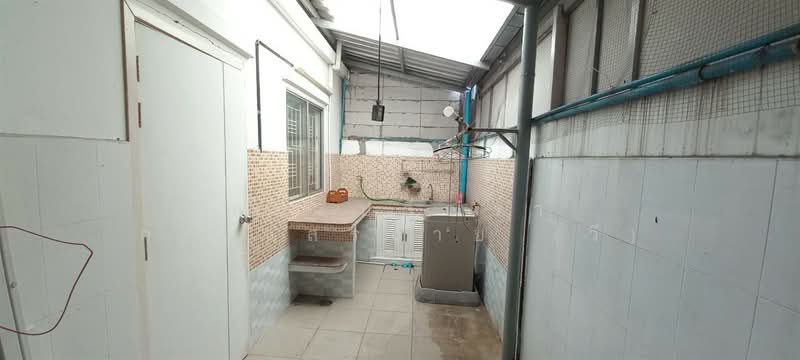 Baan Pruksa 60 Rangsit – Bangpoon, Pathum Thani, Rangsit-Pathum Thani Road, Bang Phun, Muang Pathum Thani, Pathum Thani, 3 Bedrooms, 90 sqm, Townhouse For Sale, by คุณ ปวีณรา กระแสร์ฉาย (วี), 500333497 - DDproperty.com
