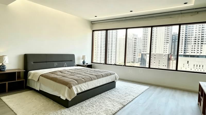 The Emporio Place, Bangkok, 93 Soi Sukhumvit 24, Sukhumvit Road, Khong Tan, Khlong Toei, Bangkok, 2 Bedrooms, 135 sqm, Condo For Sale, by Pang Chuan (David) Ng, 500333555 - DDproperty.com