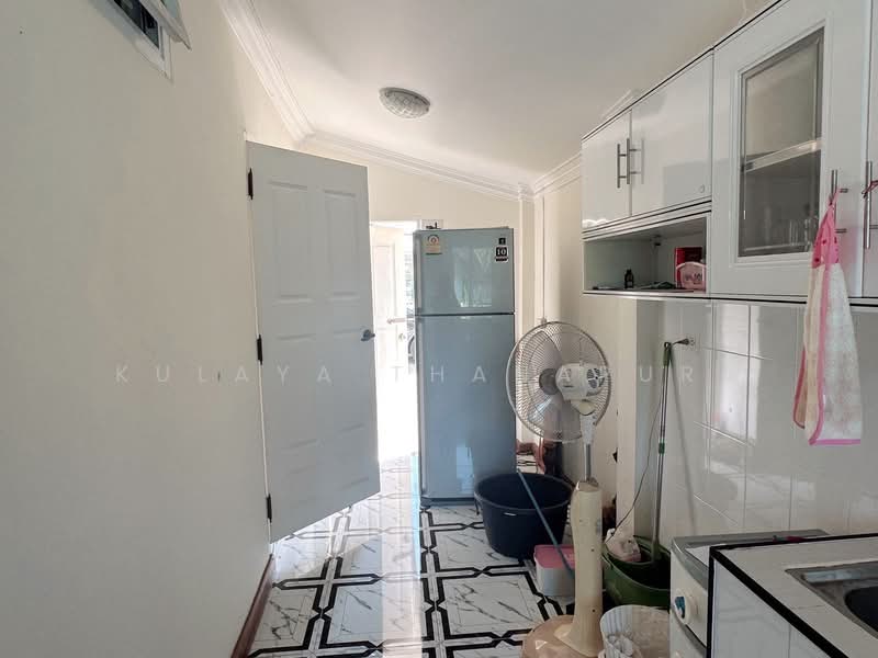 Spacious 1-Story House for sale 98.9 sq.wah, 4 Beds 3 Baths, Ban Lueam, Udon Thani, Udon Thani, Ban Luam, Muang Udon Thani, Udon Thani, 4 Bedrooms, 120 sqm, Single Detached House For Sale, by Kulaya Thanapura, 500333557 - DDproperty.com