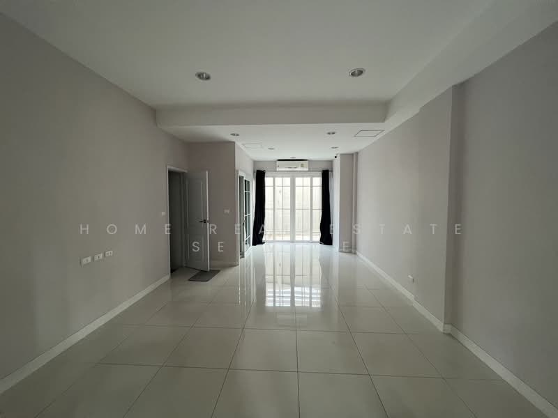 The Master @BTS Udomsuk, Bangkok, Soi Sukhumvit 103, Bang Na, Bang Na, Bangkok, 3 Bedrooms, 266 sqm, Townhouse For Sale, by HOME Real Estate Service, 500333561 - DDproperty.com