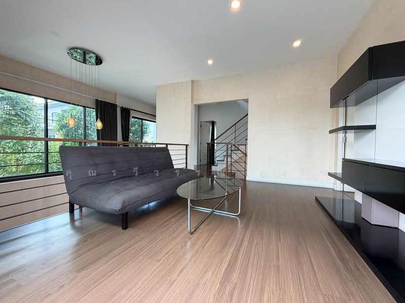 Baan Lumpini Suanluang Rama 9 Phase 2, Bangkok, Chaloem Phrakiat Rama 9 Road, Prawet, Prawet, Bangkok, 6 Bedrooms, 400 sqm, Single Detached House For Sale, by คุณรวีวรรณ อู่เงิน, 500333571 - DDproperty.com