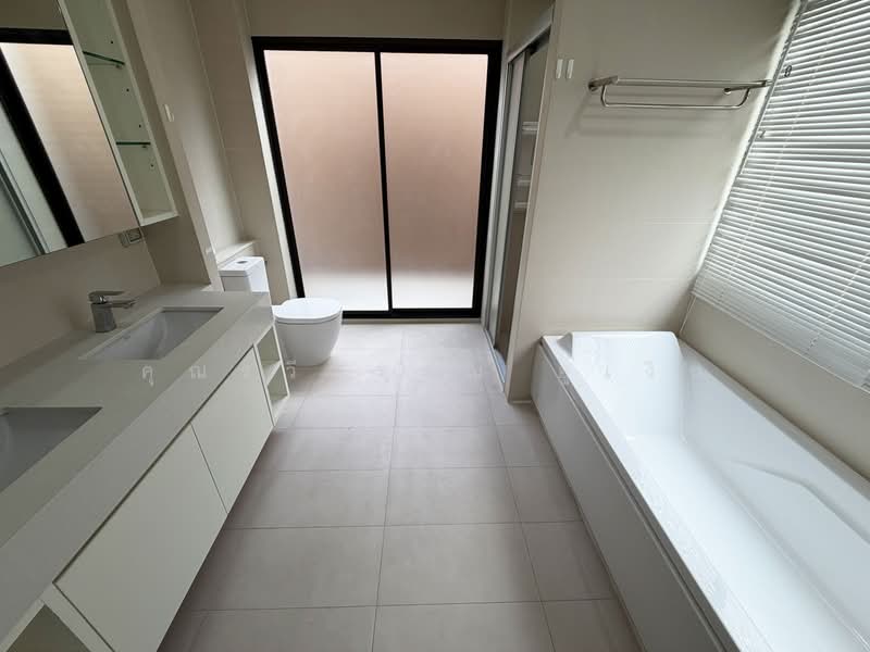 Baan Lumpini Suanluang Rama 9 Phase 2, Bangkok, Chaloem Phrakiat Rama 9 Road, Prawet, Prawet, Bangkok, 6 Bedrooms, 400 sqm, Single Detached House For Sale, by คุณรวีวรรณ อู่เงิน, 500333571 - DDproperty.com