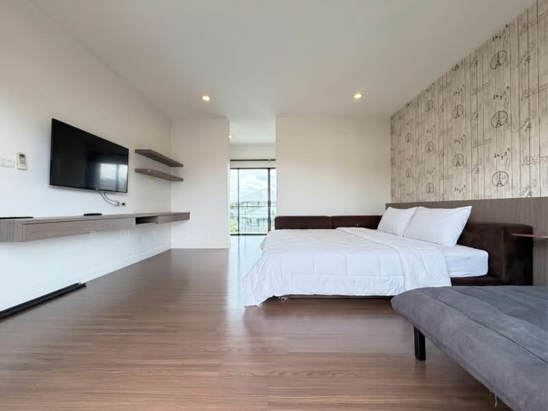 Baan Lumpini Suanluang Rama 9 Phase 2, Bangkok, Chaloem Phrakiat Rama 9 Road, Prawet, Prawet, Bangkok, 6 Bedrooms, 400 sqm, Single Detached House For Sale, by คุณรวีวรรณ อู่เงิน, 500333571 - DDproperty.com