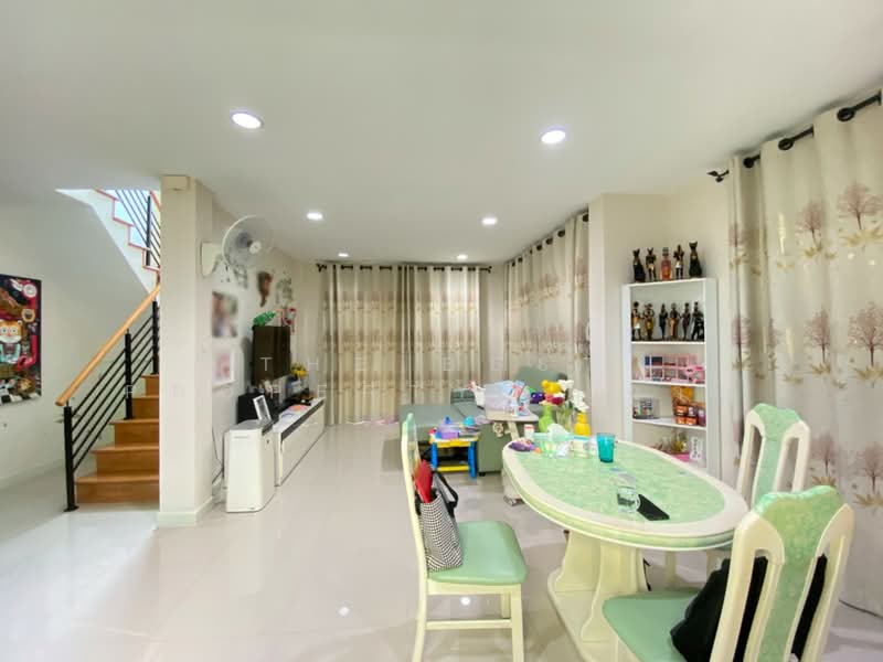 Life Bangkok Boulevard Wongwaen-Onnut 2 : ไลฟ์ บางกอก บูเลอวาร์ด วงแหวน-อ่อนนุช 2, กรุงเทพ, 202-112 ถนน สุขุมวิท 77, ประเวศ, ประเวศ, กรุงเทพ, 205 ตร.ม., บ้านเดี่ยว ขาย, โดย The Best Property ฉาย, 500333581 - DDproperty.com