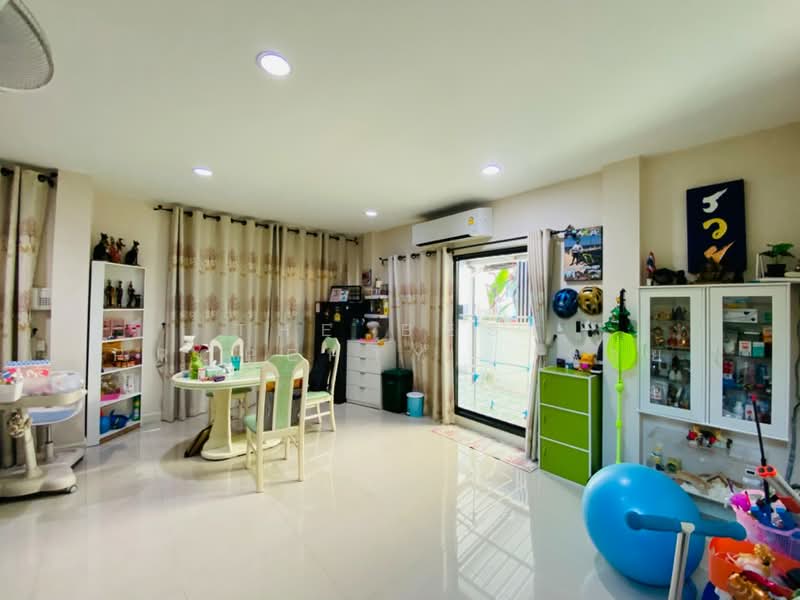 Life Bangkok Boulevard Wongwaen-Onnut 2 : ไลฟ์ บางกอก บูเลอวาร์ด วงแหวน-อ่อนนุช 2, กรุงเทพ, 202-112 ถนน สุขุมวิท 77, ประเวศ, ประเวศ, กรุงเทพ, 205 ตร.ม., บ้านเดี่ยว ขาย, โดย The Best Property ฉาย, 500333581 - DDproperty.com