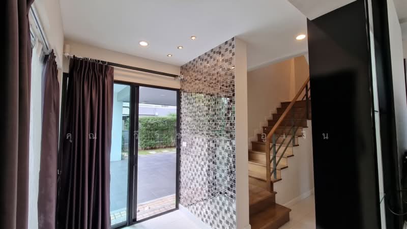 Baan Lumpini Suanluang Rama 9 Phase 2, Bangkok, Chaloem Phrakiat Rama 9 Road, Prawet, Prawet, Bangkok, 6 Bedrooms, 400 sqm, Single Detached House For Rent, by คุณรวีวรรณ อู่เงิน, 500333586 - DDproperty.com