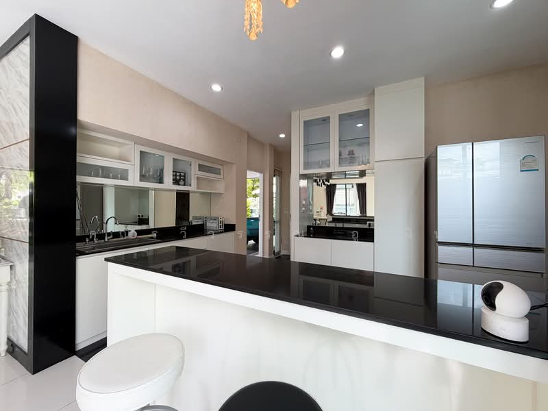 Baan Lumpini Suanluang Rama 9 Phase 2, Bangkok, Chaloem Phrakiat Rama 9 Road, Prawet, Prawet, Bangkok, 6 Bedrooms, 400 sqm, Single Detached House For Rent, by คุณรวีวรรณ อู่เงิน, 500333586 - DDproperty.com