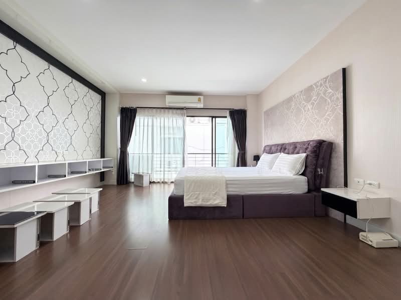Baan Lumpini Suanluang Rama 9 Phase 2, Bangkok, Chaloem Phrakiat Rama 9 Road, Prawet, Prawet, Bangkok, 6 Bedrooms, 400 sqm, Single Detached House For Rent, by คุณรวีวรรณ อู่เงิน, 500333586 - DDproperty.com