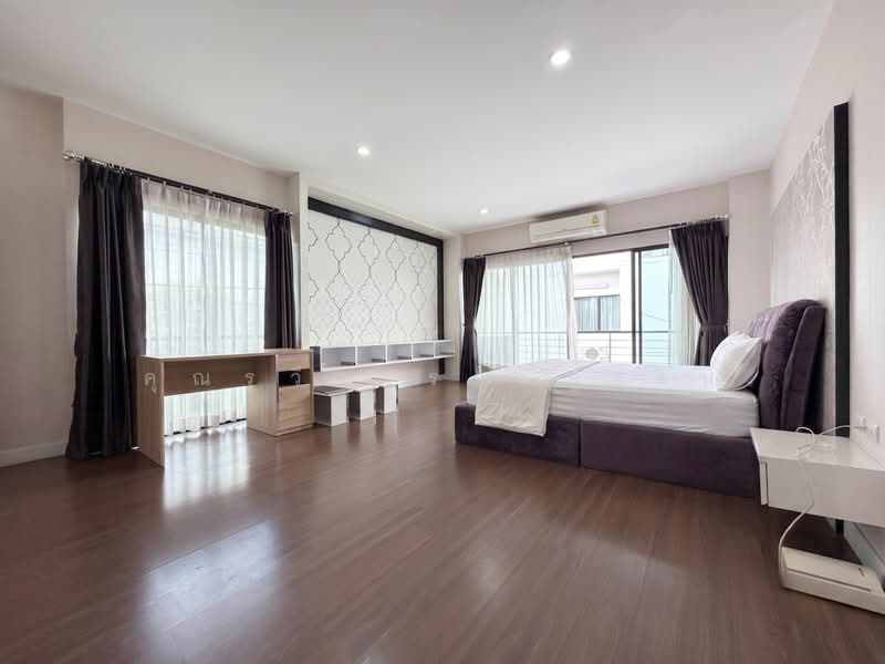 Baan Lumpini Suanluang Rama 9 Phase 2 : บ้านลุมพินี สวนหลวง ร.9 เฟส 2, กรุงเทพ, ถนน เฉลิมพระเกียรติ ร. 9, ประเวศ, ประเวศ, กรุงเทพ, 400 ตร.ม., บ้านเดี่ยว ให้เช่า, โดย คุณรวีวรรณ อู่เงิน, 500333586 - DDproperty.com
