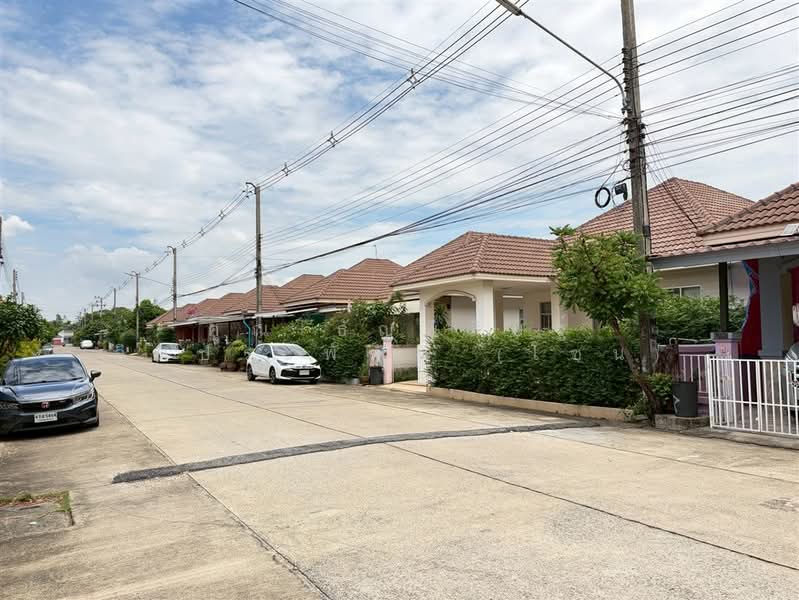 Baan Warinthorn Rangsit Klong 3 : บ้านวรินทร รังสิต คลอง 3, ปทุมธานี, ถนน คลอง 3, ลาดสวาย, ลำลูกกา, ปทุมธานี, 120 ตร.ม., บ้านเดี่ยว ขาย, โดย คุณ ธัญพิสิษฐ์ จิตประพัฒน์ (โซน), 500333604 - DDproperty.com