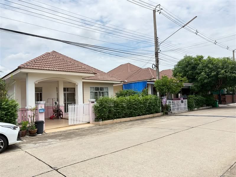 Baan Warinthorn Rangsit Klong 3, Pathum Thani, Klong 3 Road, Lat Sawai, Lam Luk Ka, Pathum Thani, 3 Bedrooms, 120 sqm, Single Detached House For Sale, by คุณ ธัญพิสิษฐ์ จิตประพัฒน์ (โซน), 500333604 - DDproperty.com