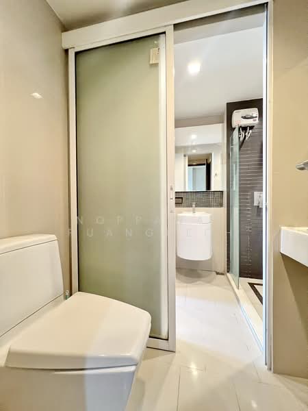 Rhythm Sathorn, Bangkok, 141 Soi Sathorn 21, Yan Nawa, Sathon, Bangkok, 1 Bedroom, 35 sqm, Condo For Sale, by Noppawan Ruangdech, 500333611 - DDproperty.com