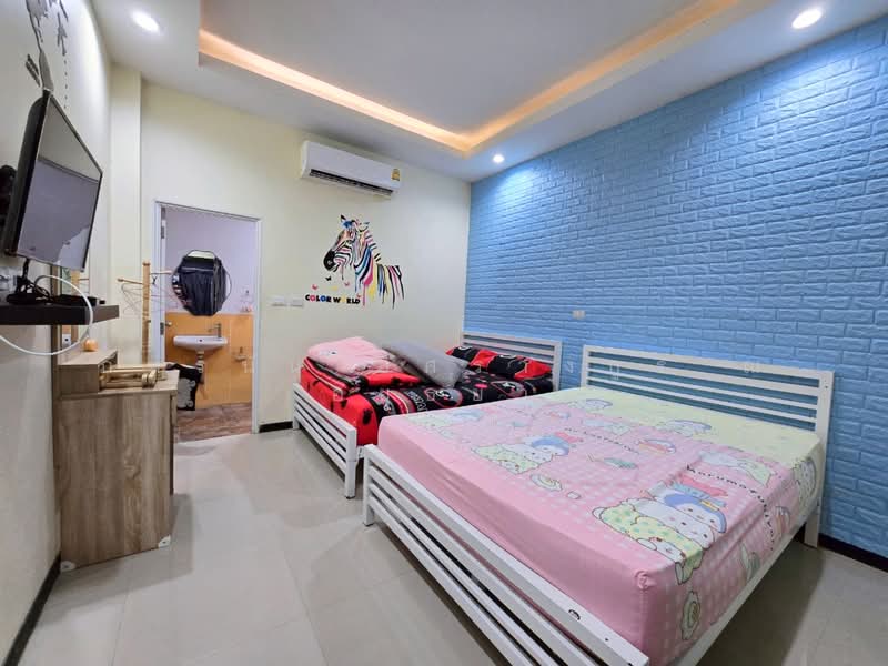 หมู่บ้านชัชพีย์ 10 บ้านพูลวิลล่า ถนนเพชรเกษม ต.ชะอำ อ.ชะอำ จ.เพชรบุรี, เพชรบุรี, ชะอำ, เพชรบุรี, 320 ตร.ม., วิลล่า ขาย, โดย ภัทรนัน อิศรางกูร ณ อยุธยา, 500333621 - DDproperty.com