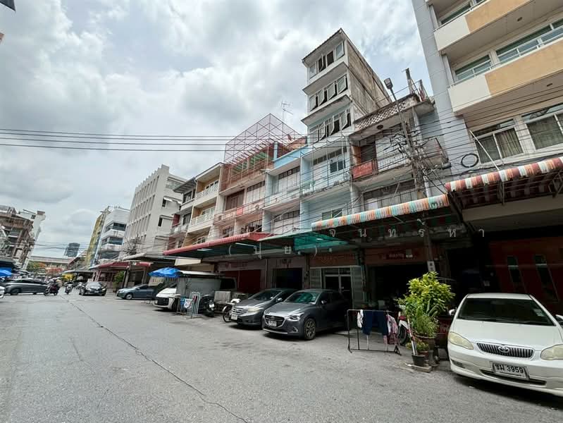 อาคารพาณิชย์ 6 ชั้น 12.4 ตร.ว. อาคารพาณิชย์ ใกล้ตลาดโบ๊เบ๊ ซอยยศเส ถนนกรุงเกษม, Bangkok, ถนนกรุงเกษม, Wat Thep Sirin, Pom Prap Sattru Phai, Bangkok, , 200 sqm, Shophouse For Sale, by คุณ พรทิพย์ จันทร์หา (ปุ๋ย), 500333626 - DDproperty.com
