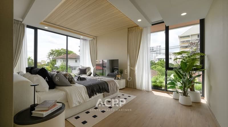 Aritier Penthouse at Ari, Bangkok, Soi Ari Samphan 7 Alley, Samsen Nai, Phaya Thai, Bangkok, 2 Bedrooms, 75 sqm, Condo For Sale, by Acute Realty Partner Co.,Ltd., 500333655 - DDproperty.com
