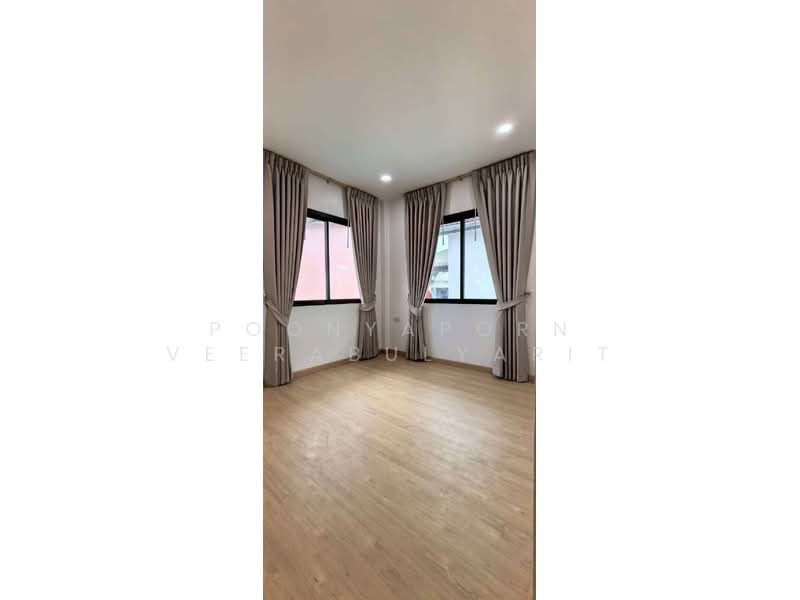 Chonlada Saimai, Bangkok, Sai Mai, Bangkok, 4 Bedrooms, 400 sqm, Single Detached House For Sale, by Poonyaporn Veerabulyarit, 500333662 - DDproperty.com
