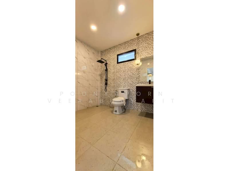 Chonlada Saimai, Bangkok, Sai Mai, Bangkok, 4 Bedrooms, 400 sqm, Single Detached House For Sale, by Poonyaporn Veerabulyarit, 500333662 - DDproperty.com