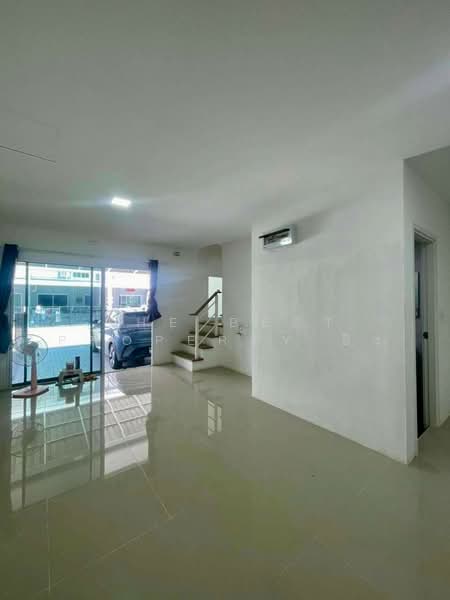 หมู่บ้านประภัสสร แกรนด์วิลล์26 ชลบุรี (Praphassorn Grand Ville26), Chon Buri (Pattaya), Don Hualo, Muang Chon Buri, Chon Buri (Pattaya), 3 Bedrooms, 120 sqm, Townhouse For Sale, by The Best Property อิง, 500333664 - DDproperty.com