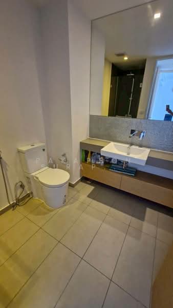 The Lofts Ekkamai, Bangkok, 1415 Sukhumvit Road, Phra Kanong Nua, Watthana, Bangkok, 1 Bedroom, 45 sqm, Condo For Sale, by Pakaphon Surapongsanuruk, 500333674 - DDproperty.com