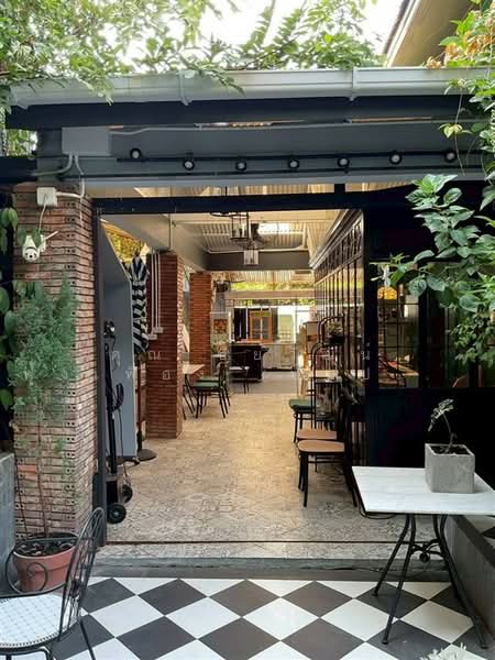 บ้านเดี่ยว 2 ชั้น 98 ตร.ว. บ้านเดี่ยว ซอยสุขุมวิท62 แยก1 ถนนสุขุมวิท, กรุงเทพ, ถนนสุขุมวิท, บางจาก, พระโขนง, กรุงเทพ, 300 ตร.ม., บ้านเดี่ยว ขาย, โดย คุณ ปิยวัฒน์ ฟุ้งเฟื่อง (ป๊อป), 500333719 - DDproperty.com