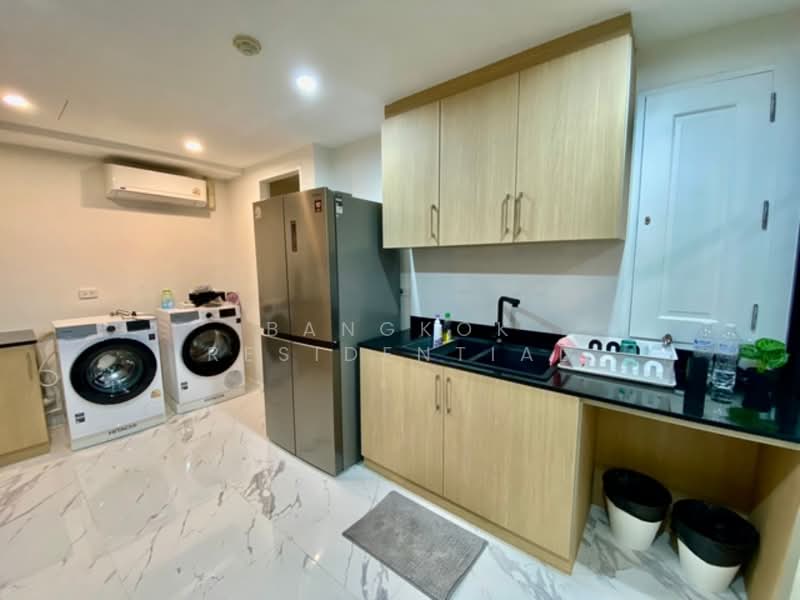 Wattana Suite, Bangkok, Soi Sukhumvit 15, Khlongtoei Nua, Watthana, Bangkok, 3 Bedrooms, 140 sqm, Condo For Rent, by Bangkok Residential, 500333721 - DDproperty.com