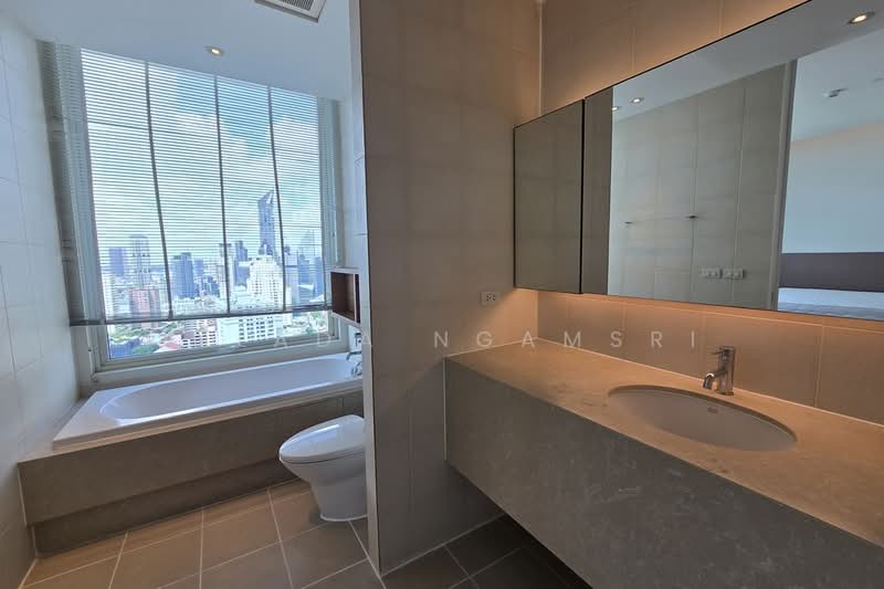 Baan Jamjuree, Bangkok, 42 Soi Sukhumvit 39, Khlong Tan Nua, Watthana, Bangkok, 4 Bedrooms, 370 sqm, Condo For Rent, by Ailada Ngamsri, 500333758 - DDproperty.com