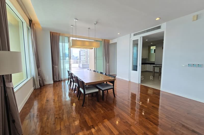 Baan Jamjuree, Bangkok, 42 Soi Sukhumvit 39, Khlong Tan Nua, Watthana, Bangkok, 4 Bedrooms, 370 sqm, Condo For Rent, by Ailada Ngamsri, 500333758 - DDproperty.com