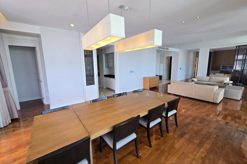 Baan Jamjuree, Bangkok, 42 Soi Sukhumvit 39, Khlong Tan Nua, Watthana, Bangkok, 4 Bedrooms, 370 sqm, Condo For Rent, by Ailada Ngamsri, 500333758 - DDproperty.com