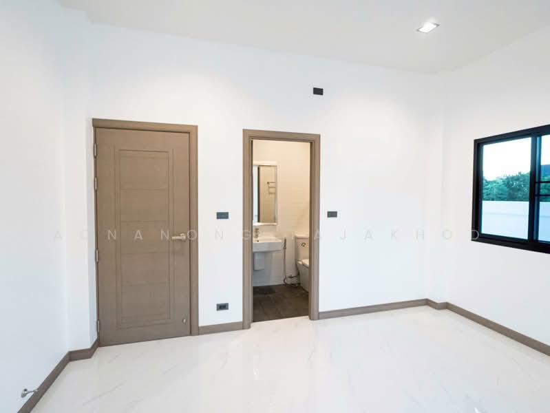 Baan Khua Mung, Chiang Mai, Kho Muong, Saraphi, Chiang Mai, 3 Bedrooms, 130 sqm, Single Detached House For Sale, by Aonanong Tajakhod, 500333763 - DDproperty.com